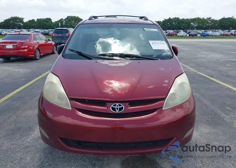 2007 Toyota Sienna Xle z USA, uszkodzony, nr VIN 5TDZK22C97S008660